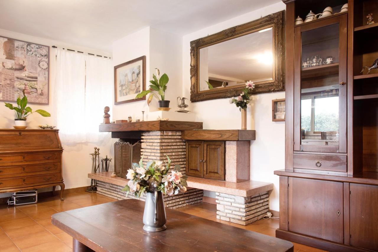 Appartement Casa Flora à Porto Ceresio Extérieur photo
